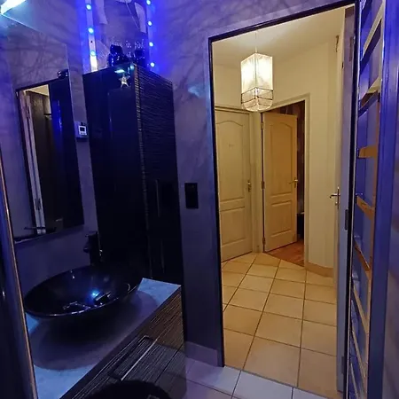 Chambre Dans Maison Particuliere 홈스테이 *